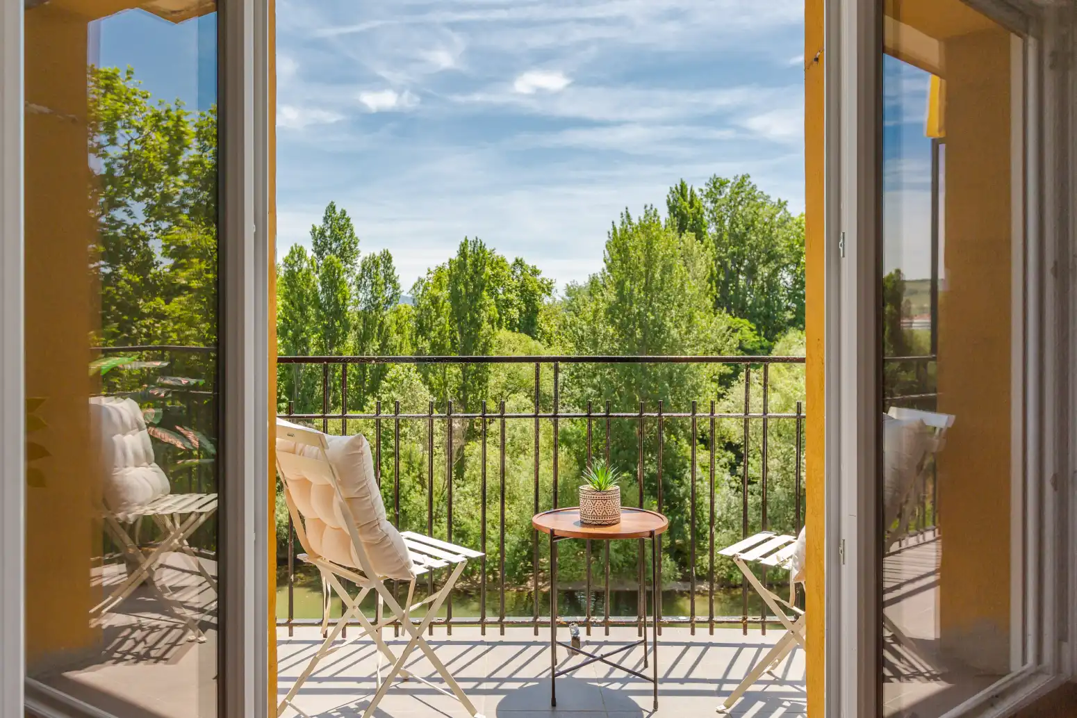 Terraza de Piso en venta en  Pamplona / Iruña con Calefacción, Parquet y Balcón