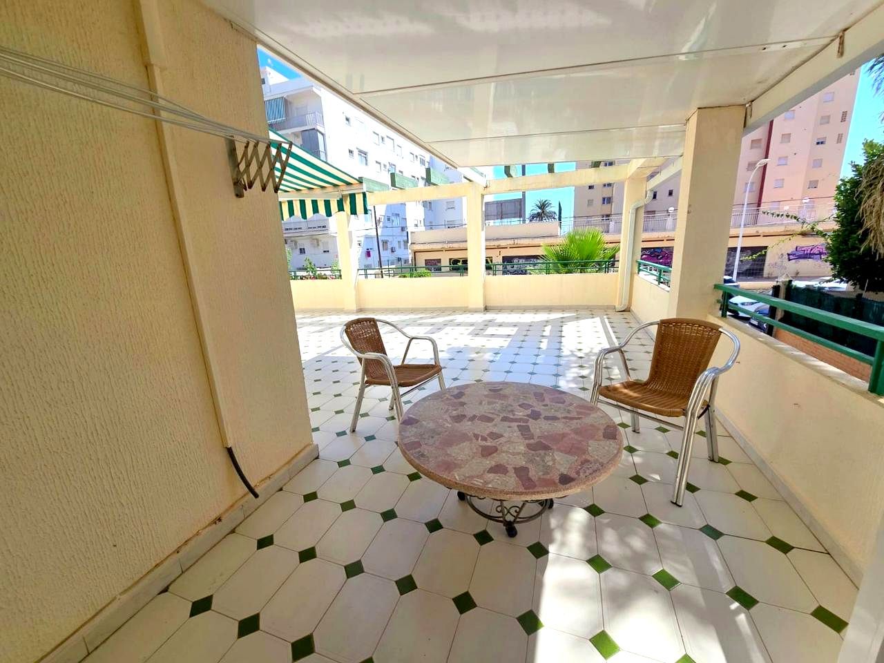 Terraza de Apartamento de alquiler en Gandia con Terraza, Amueblado y Piscina comunitaria