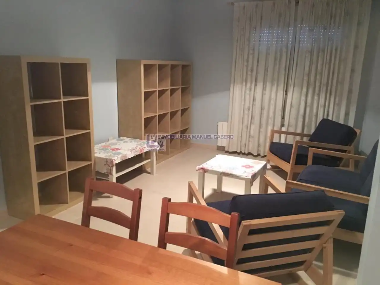 Sala de estar de Apartamento en venta en Cáceres con Calefacción y Amueblado