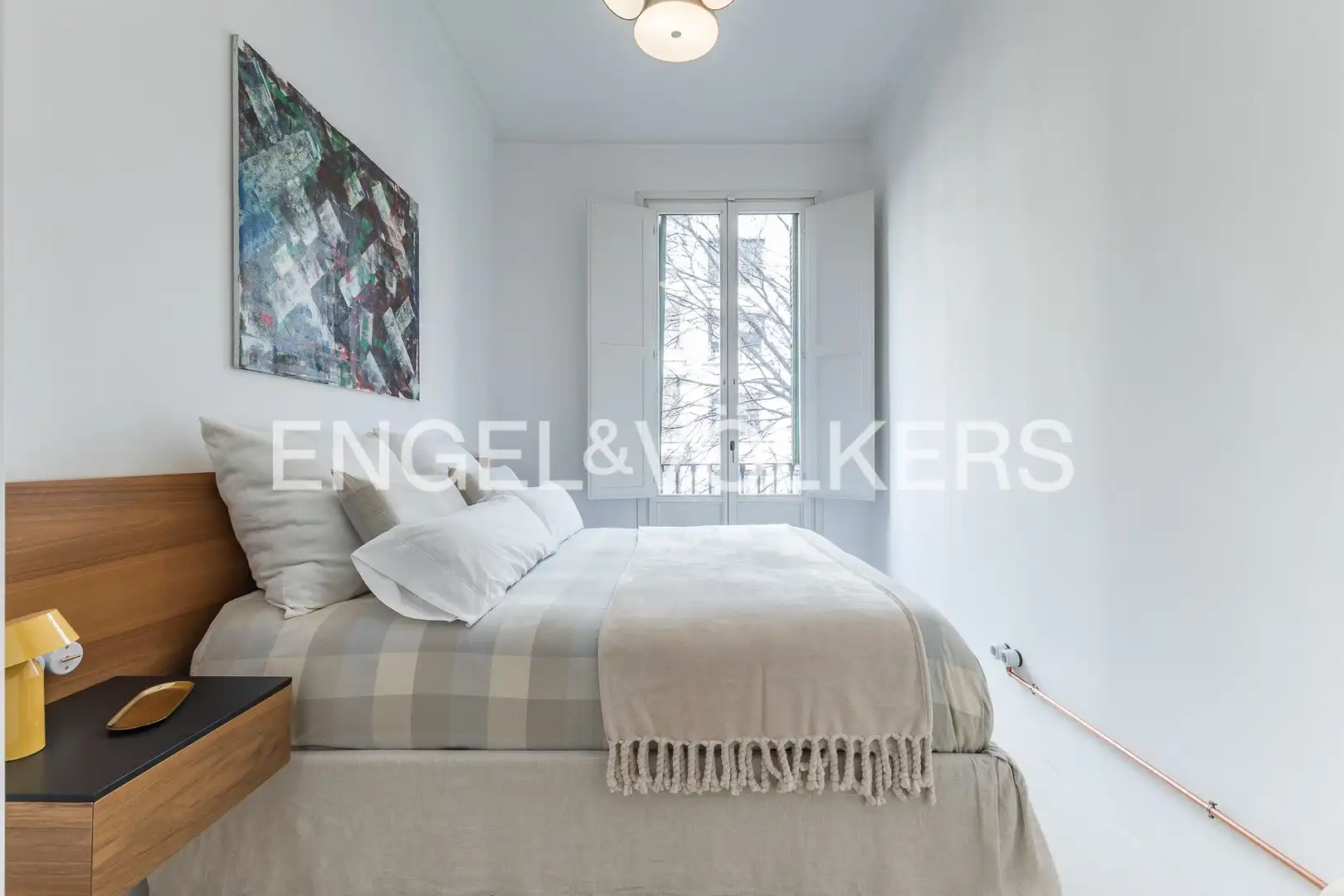 Schlafzimmer von Wohnung zum Verkauf in Barcelona mit Klimaanlage, Heizung und Abstellraum