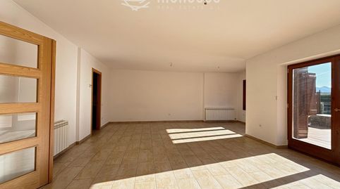 Foto 5 de Casa adosada en venta en Puigcerdà, Girona