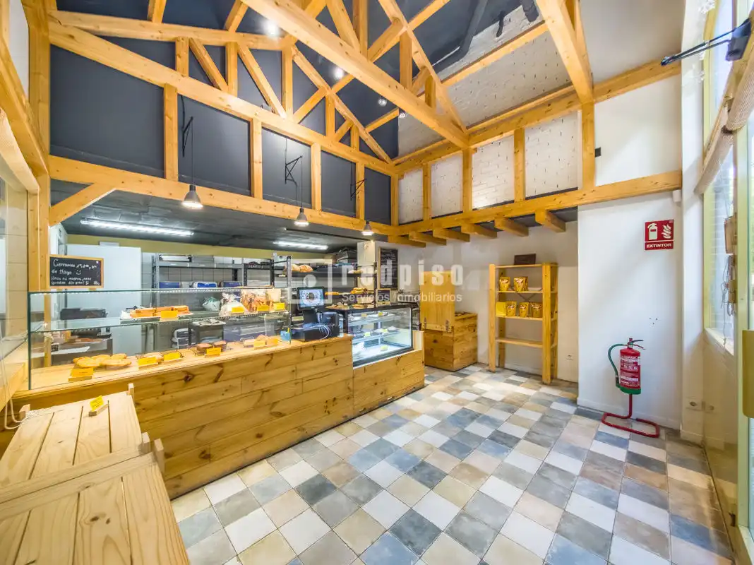 Local en venta en Alcorcón