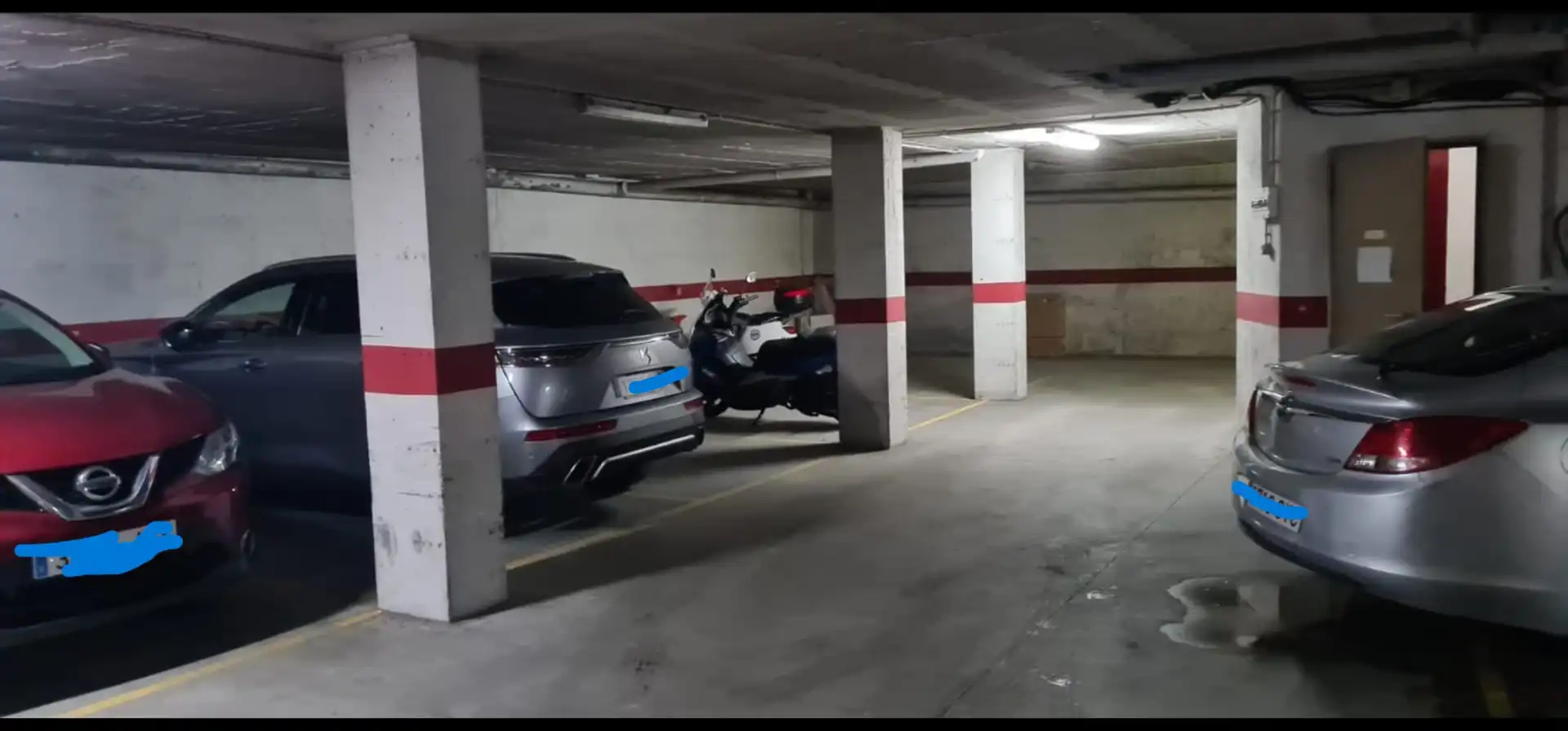 Motorradstellplatz mit Aufzug zum Verkauf in Balàfia