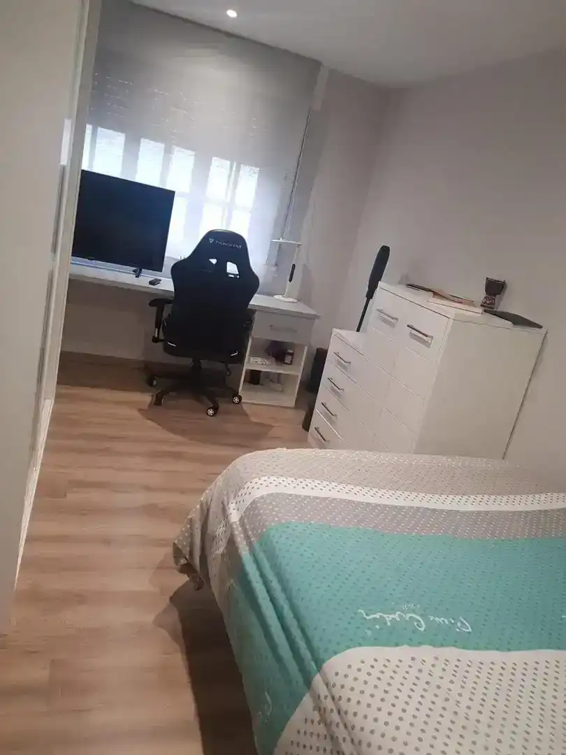 Habitación de Piso en venta en Outes con Balcón