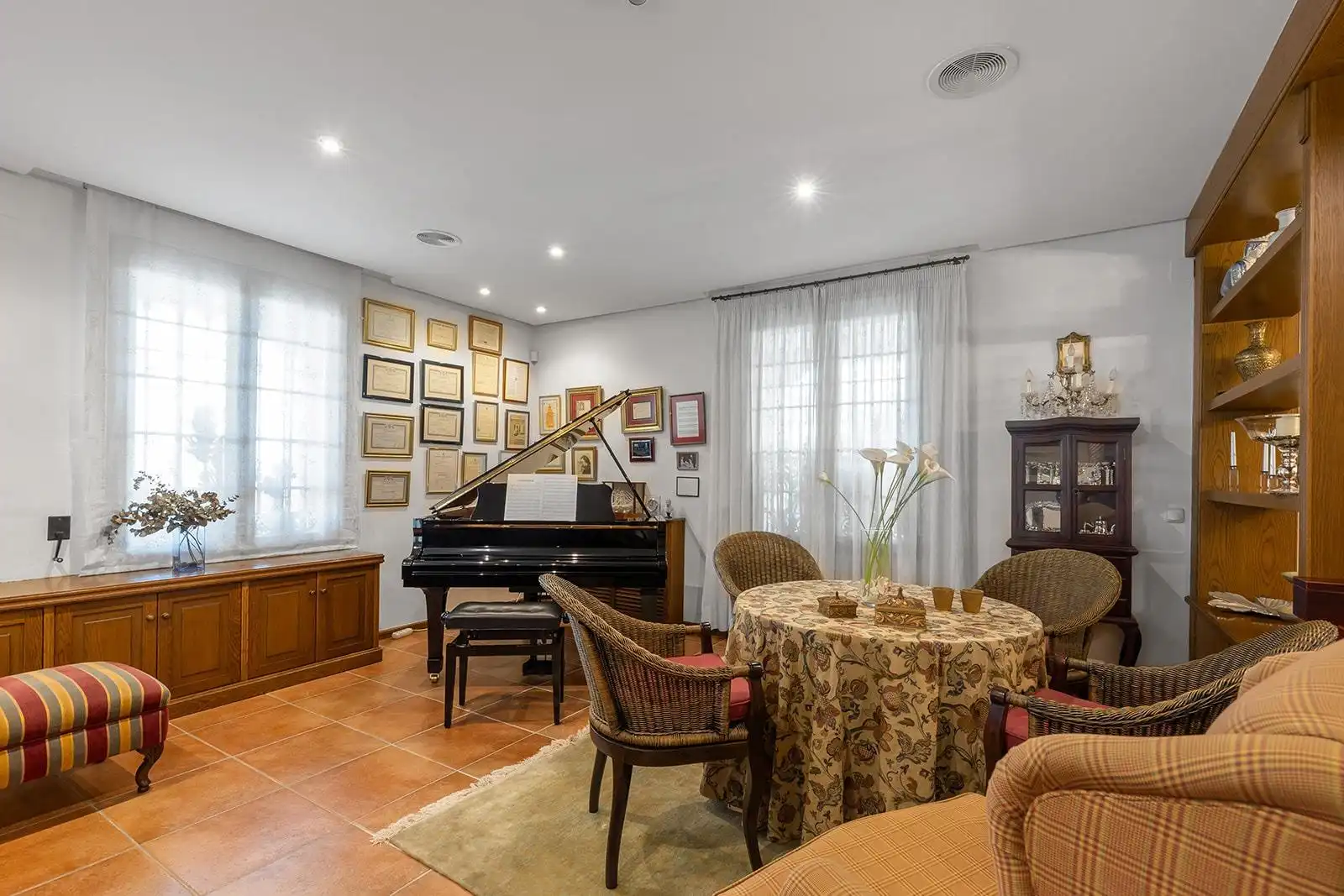 Chalet con terraza en venta en Calle MAR NEGRO, imagen 24