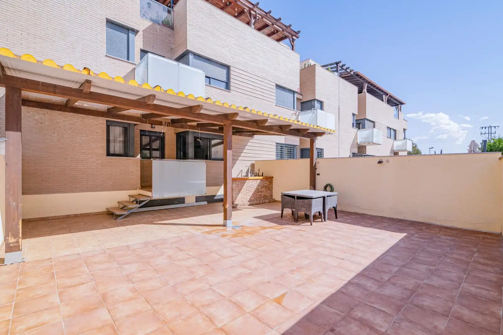 Terrassa de Pis en venda en Albolote amb Jardí privat, Terrassa i Moblat