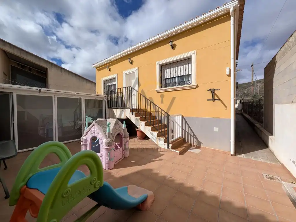 Casa amb jardí en venda a Avenida Castilla De, imagen 22