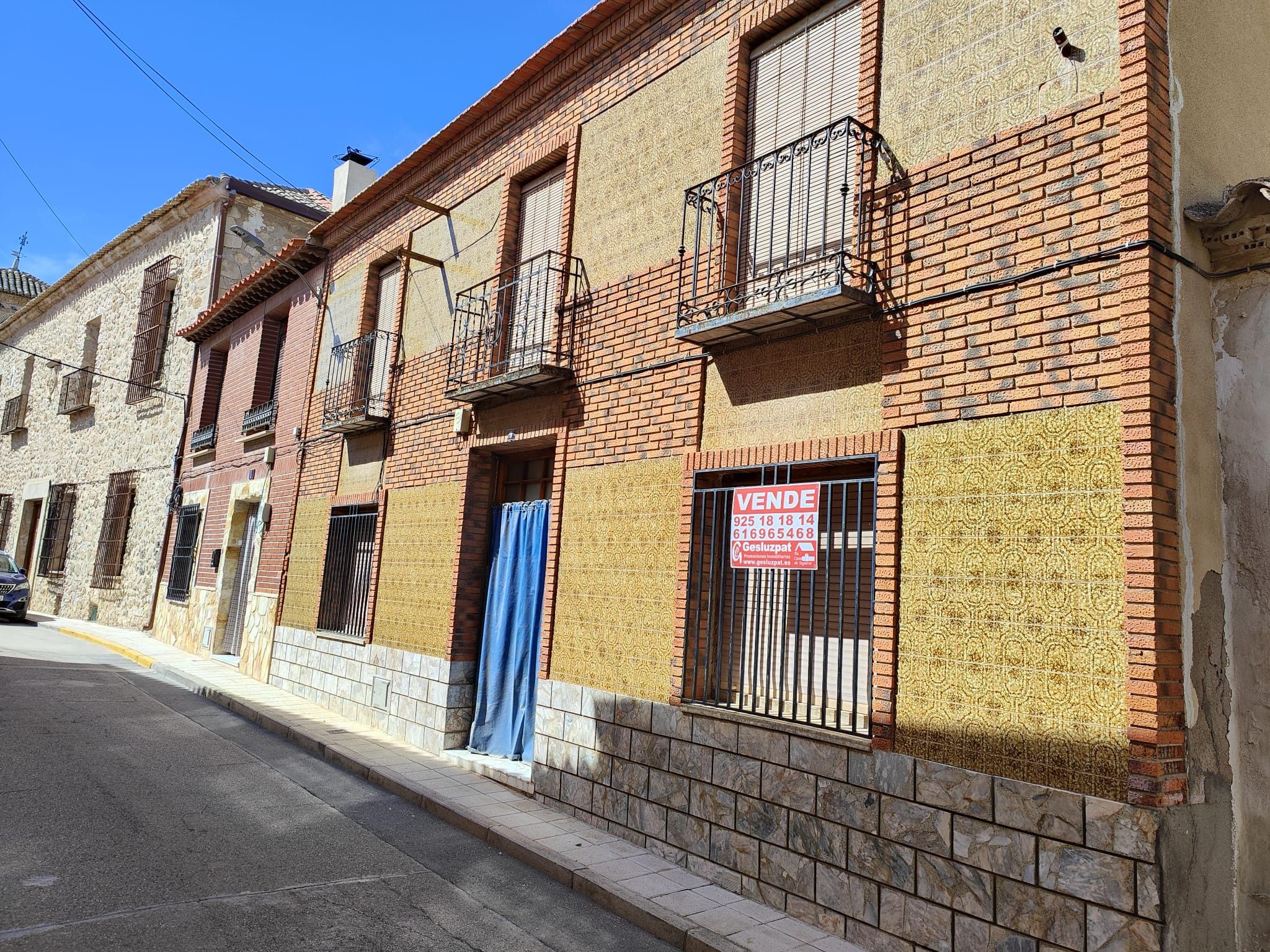 Vista exterior de Casa o xalet en venda en Corral de Almaguer amb Calefacció i Parquet