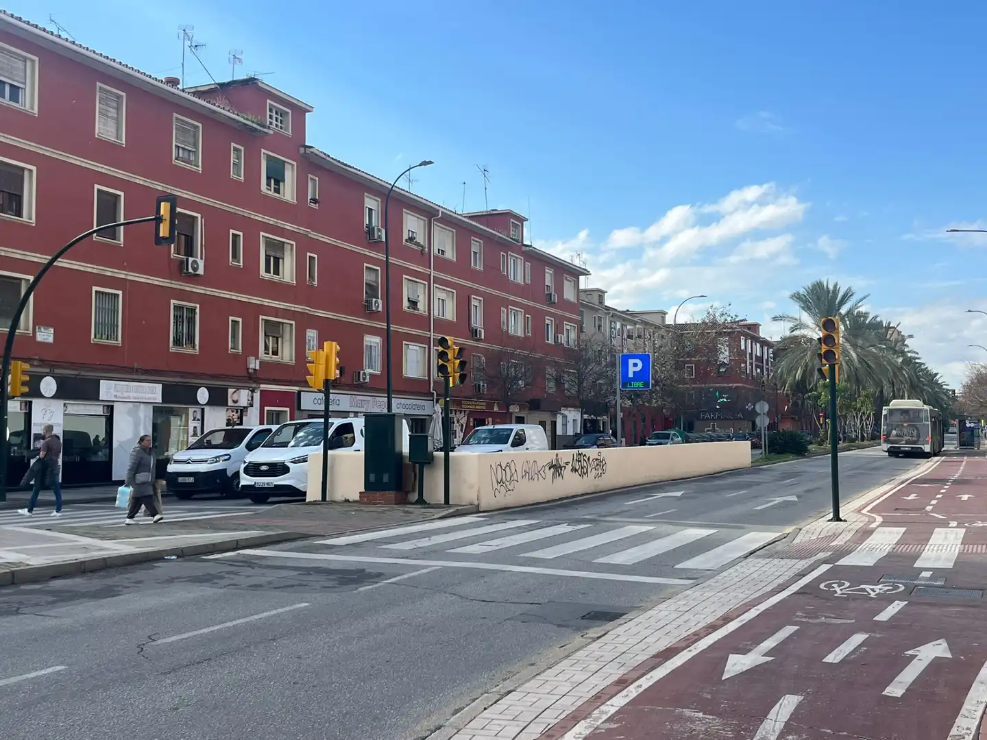 Vista exterior de Planta baja en venta en Málaga con Aire acondicionado