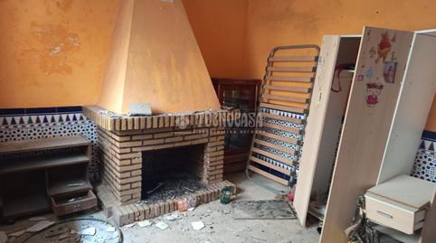 Foto 4 de Casa adosada en venta en C. Manzanares, Sanlúcar la Mayor, Sevilla