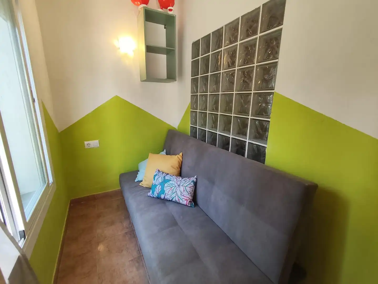 Sala d'estar de Pis en venda en Santa Susanna amb Terrassa i Piscina comunitària