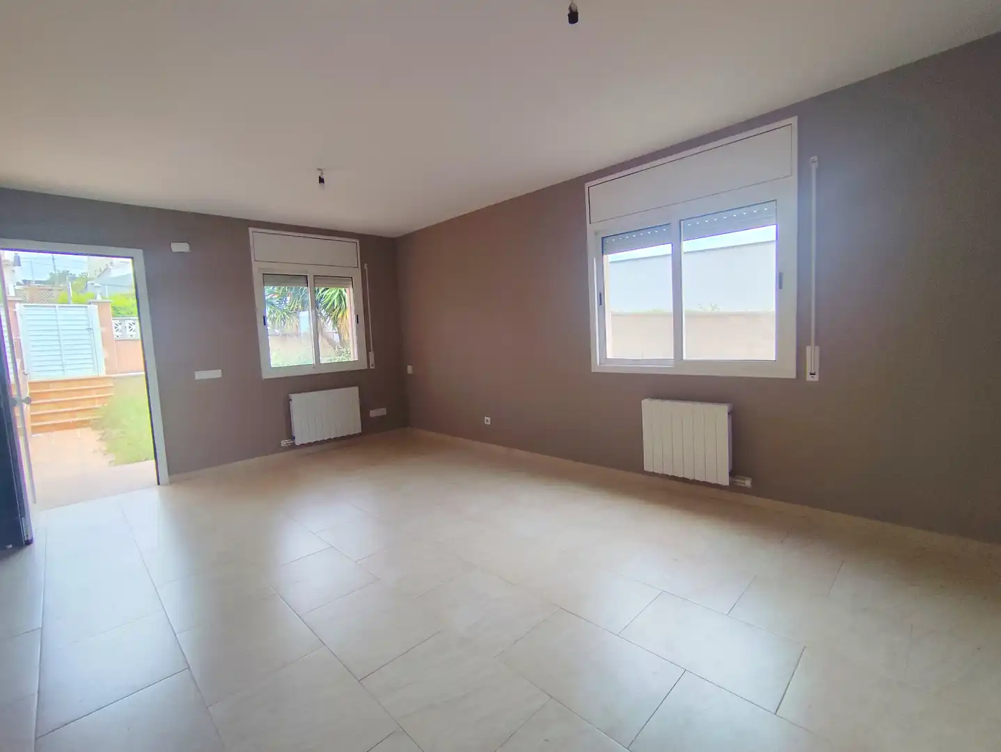 Sala de estar de Casa o chalet en venta en Piera con Calefacción, Jardín privado y Terraza