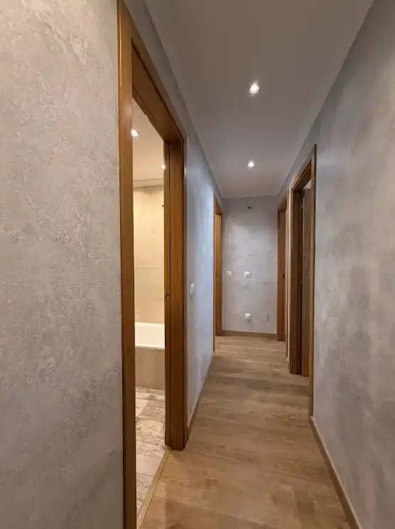 Wohnung zum Verkauf in Marbella mit Klimaanlage, Heizung und Privatgarten