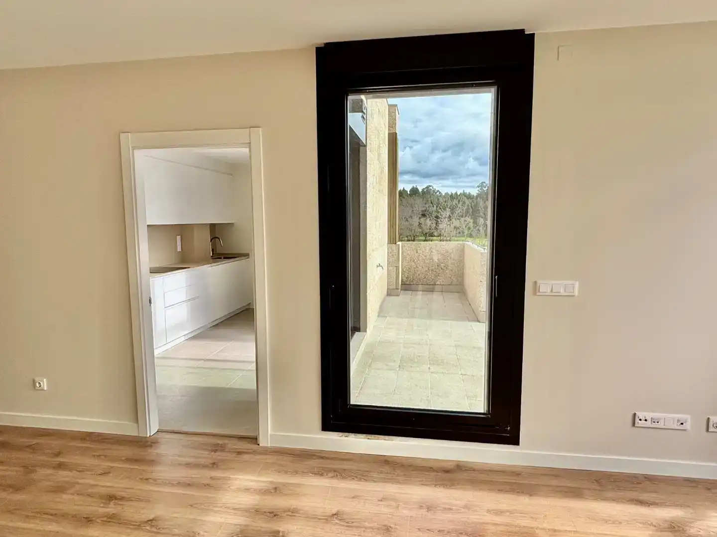 Piso en venta en Oleiros con Jardín privado, Trastero y Piscina