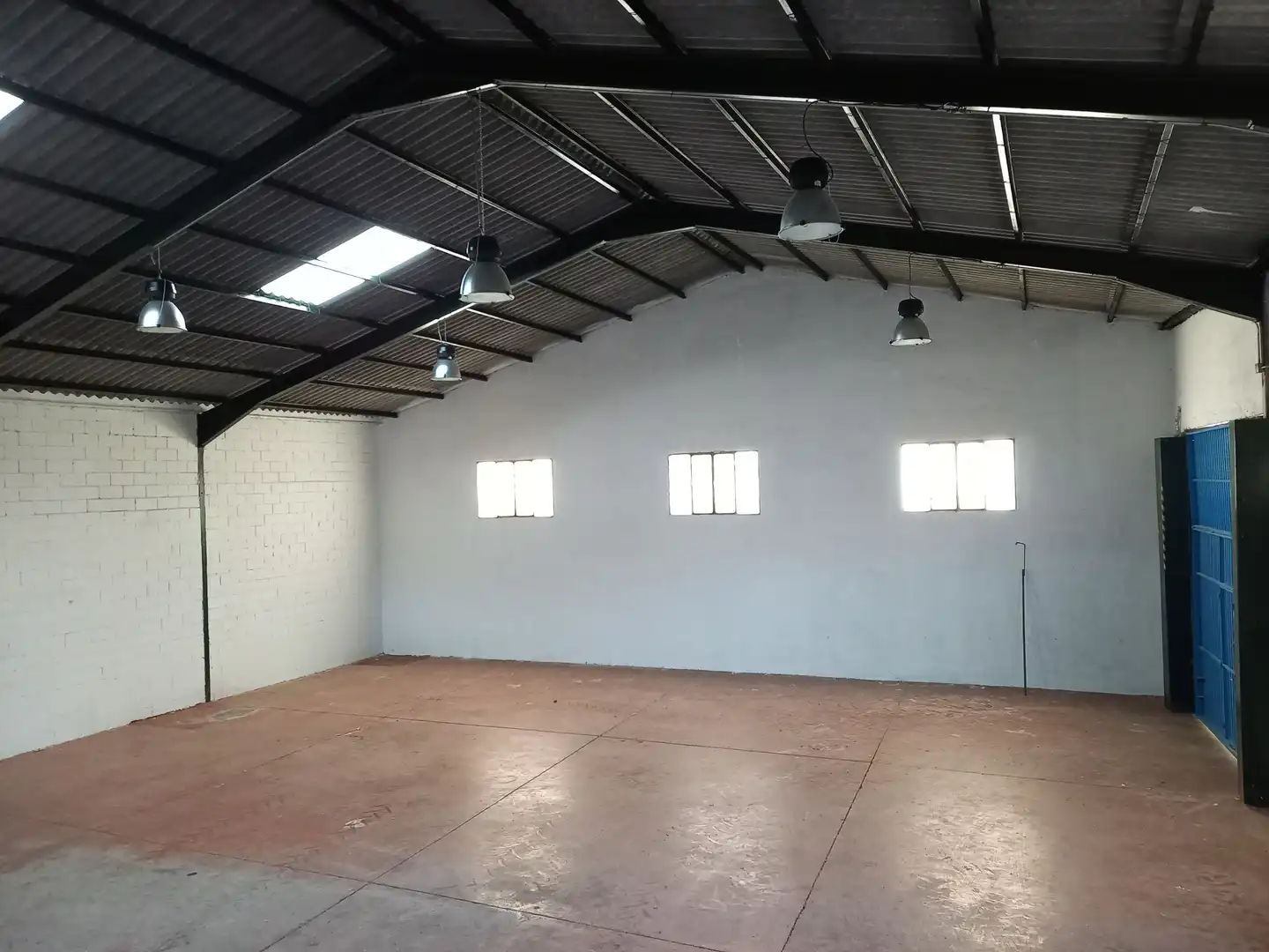 Nau industrial de lloguer en Ajalvir