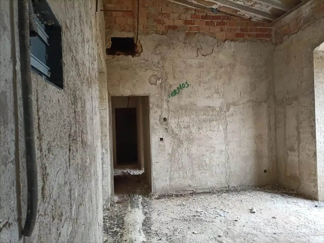 Casa adosada en venda a JUAN TAMARIZ, Carmona