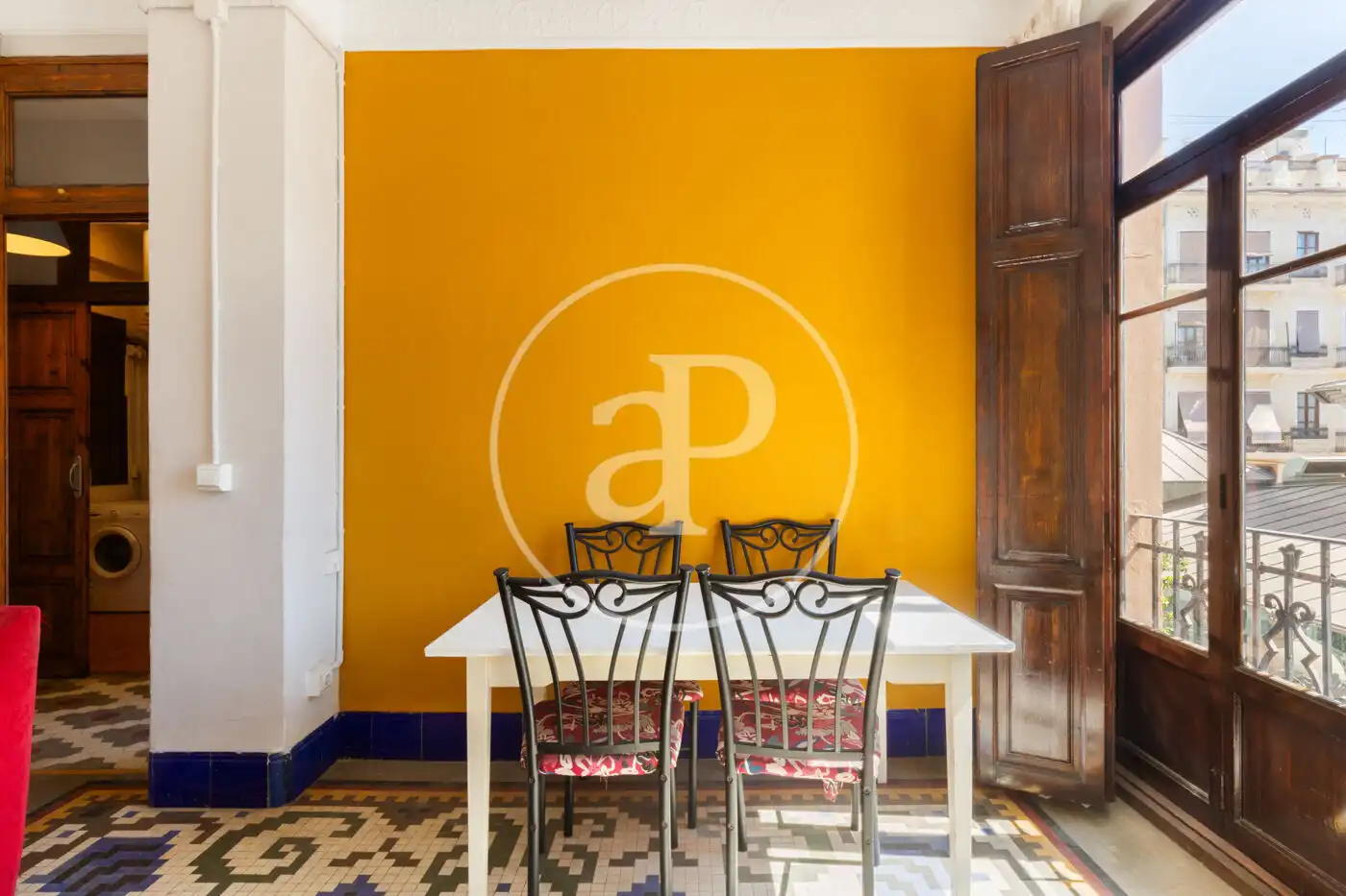 Flat with terrace to rent in C/ de la Corona, imagen 5