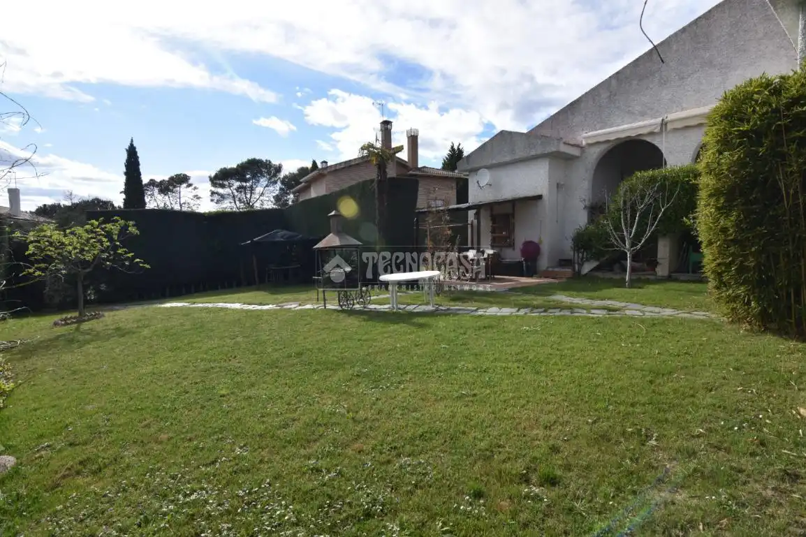 Jardín de Casa o chalet en venta en Villaviciosa de Odón con Aire acondicionado, Calefacción y Jardín privado
