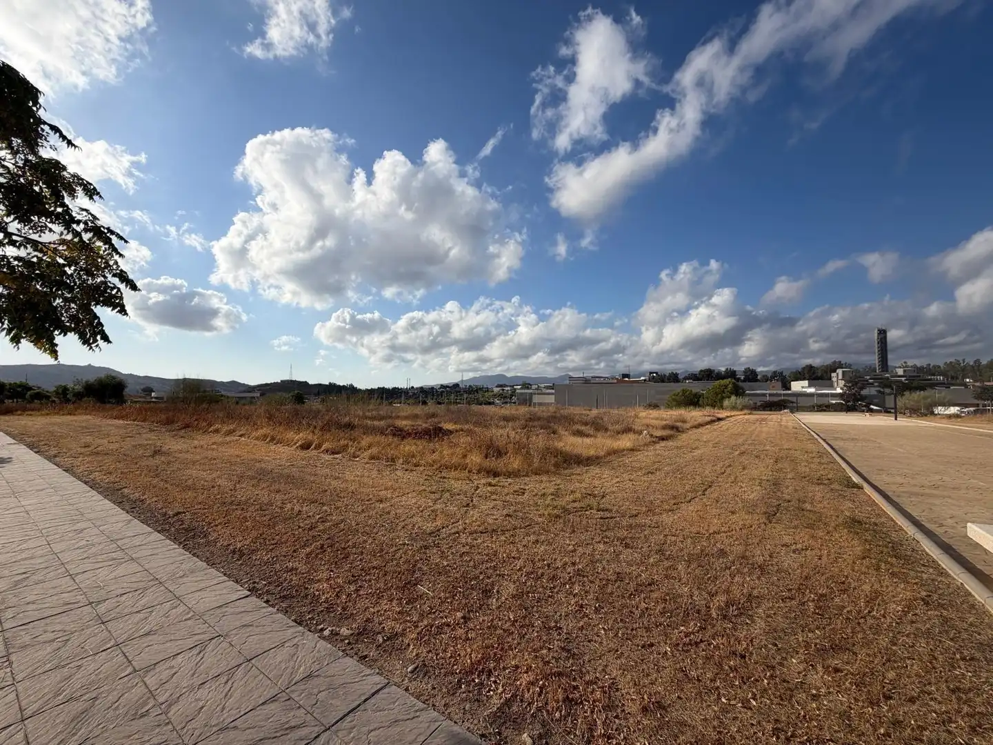 Residential land for sale in Campanillas