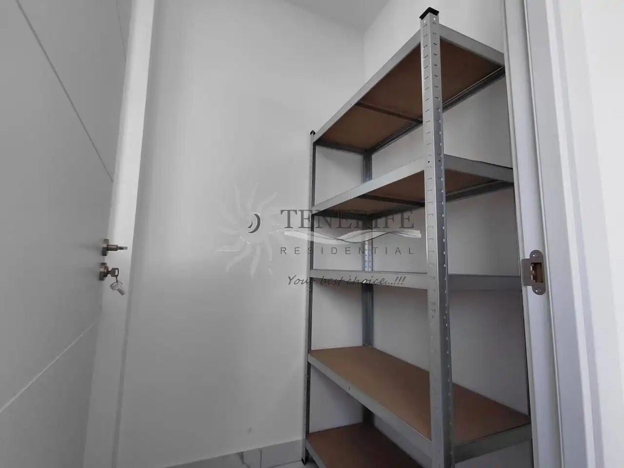 Planta baja en venta en Arona con Aire acondicionado, Terraza y Amueblado