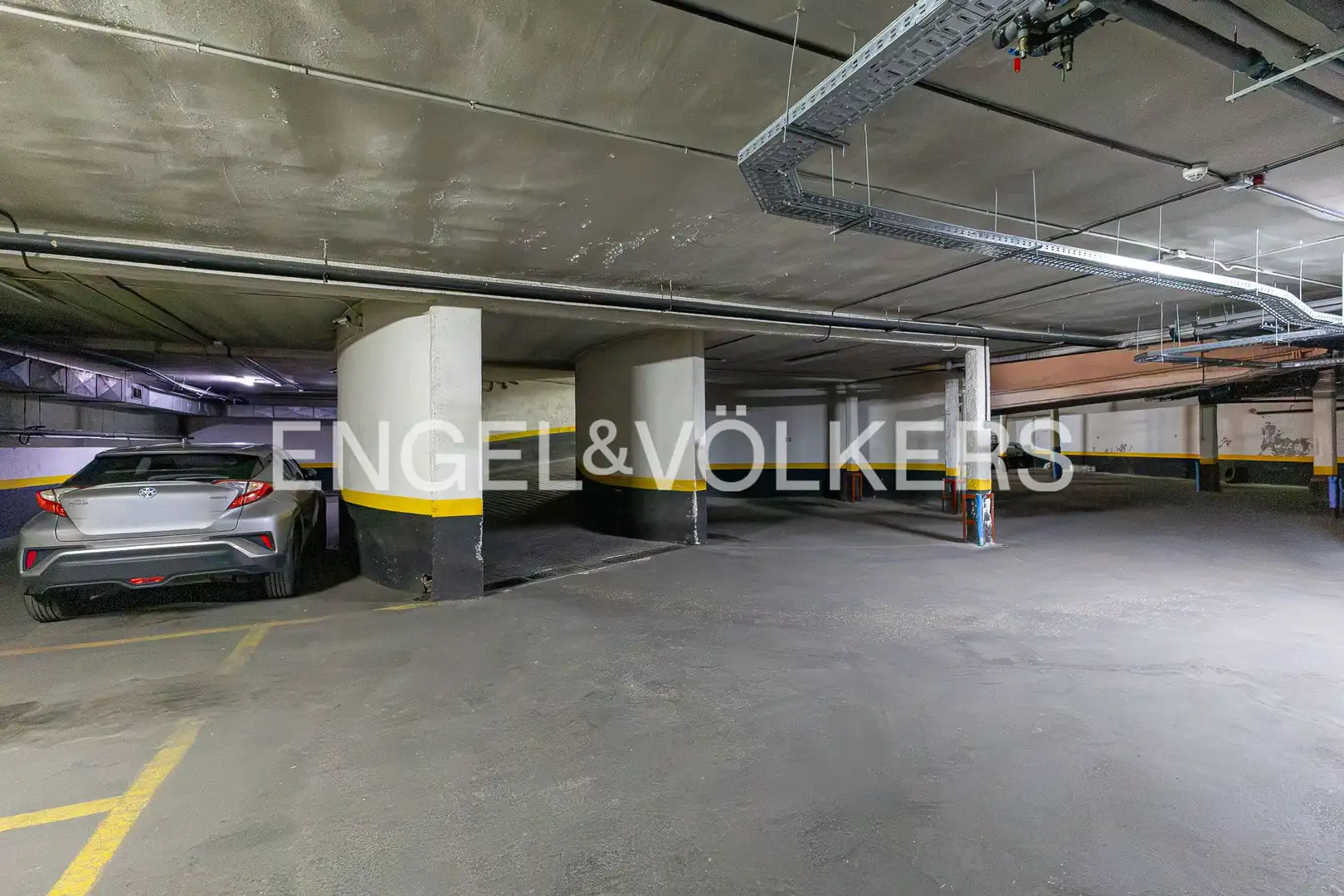 Parkplatz von Wohnung zum Verkauf in Madrid mit Heizung und Parkett