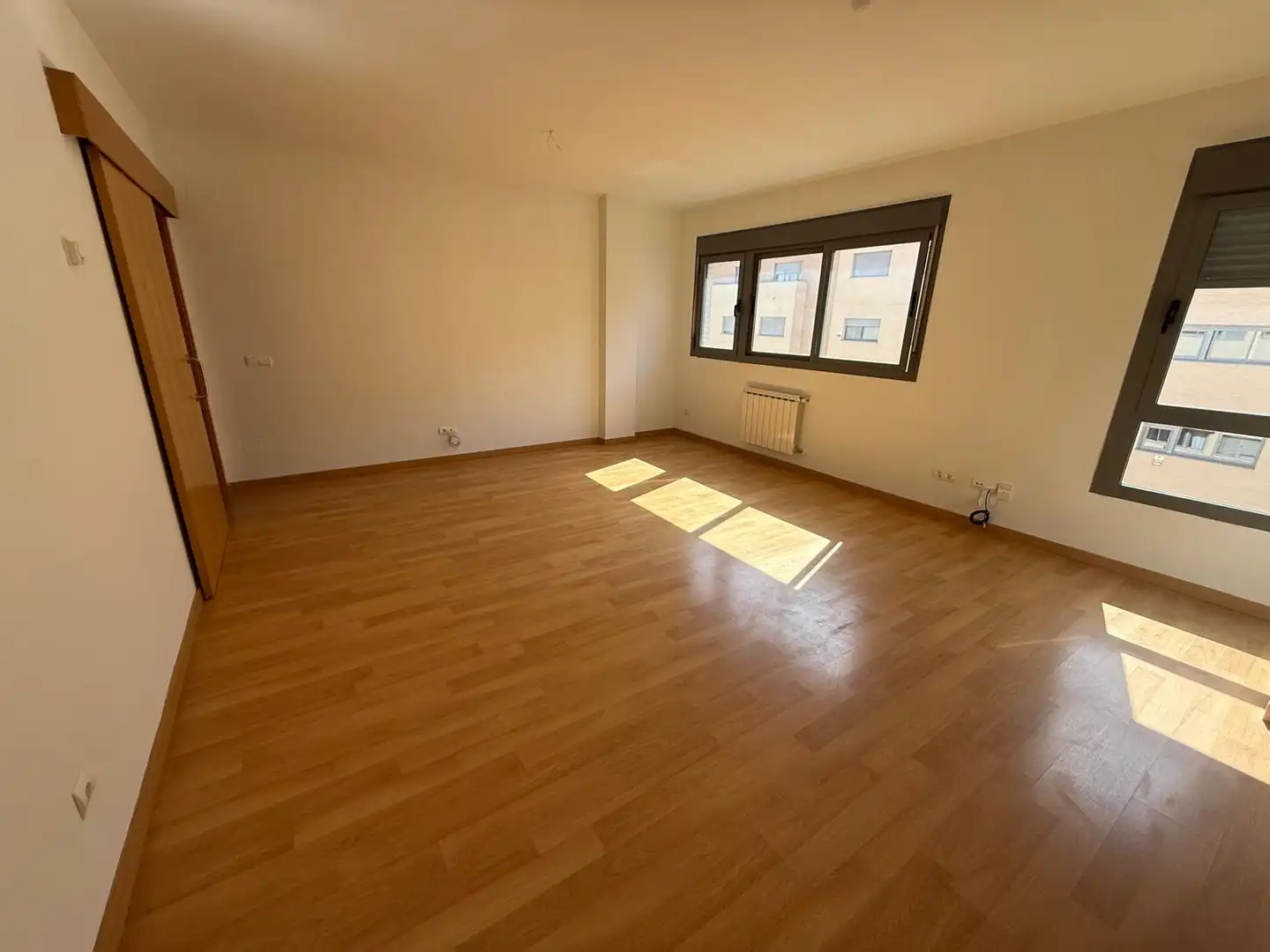 Living room of Flat for sale in Arganda del Rey  with Heating, Storage room and Oven
