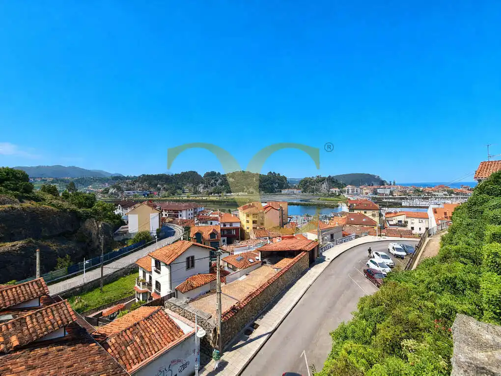 Vista exterior de Casa adosada en venta en Ribadesella con Calefacción, Trastero y Amueblado