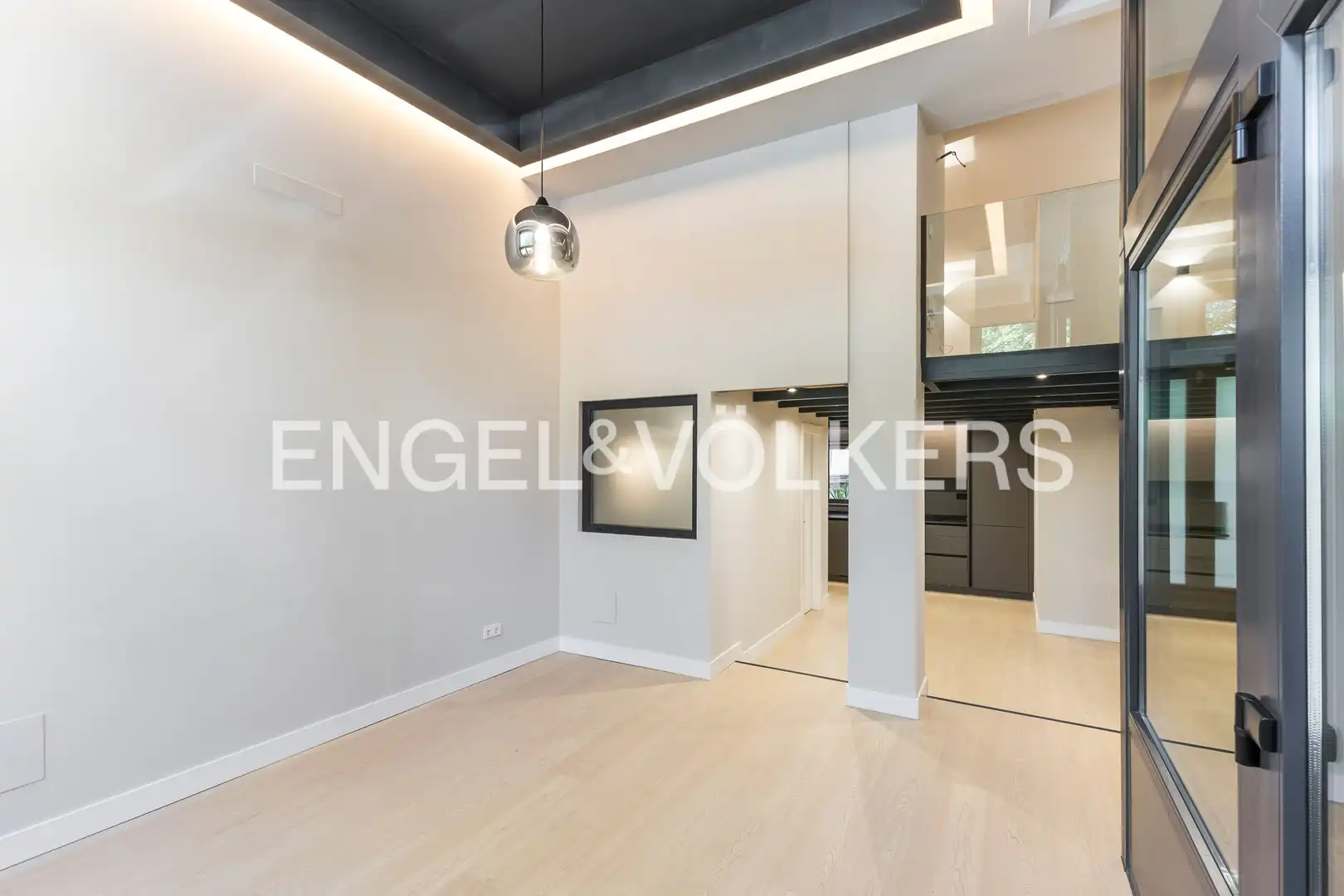 Apartments for rent in Madrid  with Air Conditioner and Heating