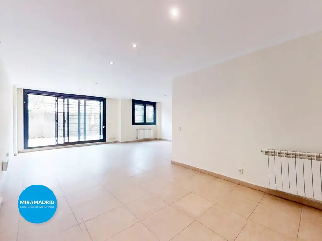 Casa adosada en venta en Paracuellos de Jarama con Aire acondicionado