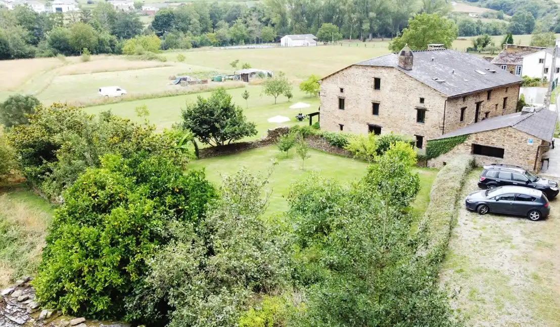 Jardín de Edificio en venta en San Tirso de Abres