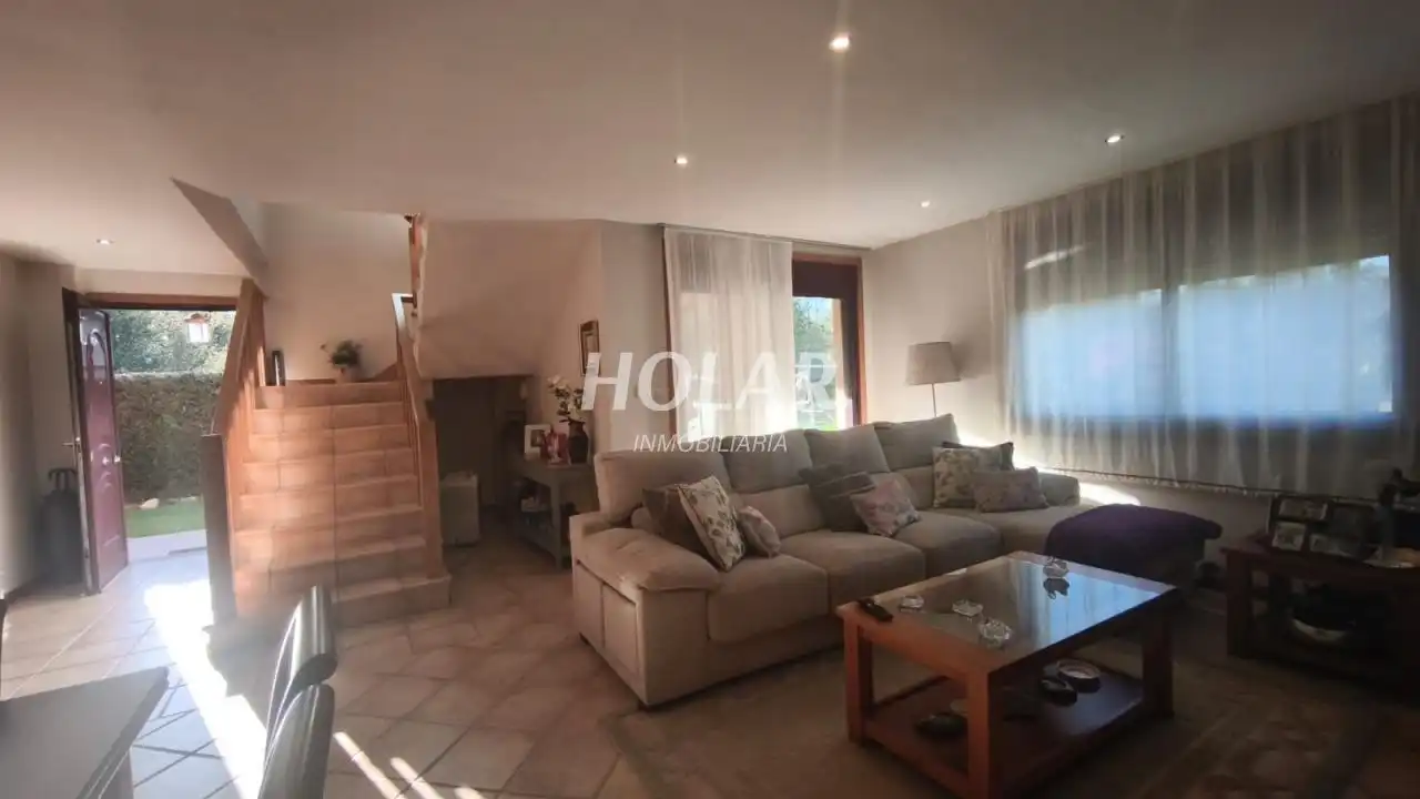 Sala de estar de Casa o chalet en venta en Vigo  con Jardín privado, Terraza y Trastero