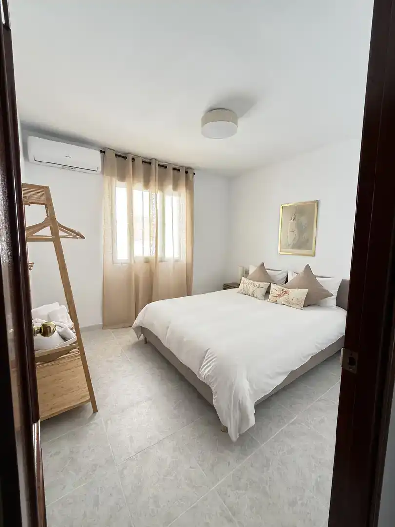 Schlafzimmer von Wohnung zur Miete in Ronda mit Klimaanlage und Balkon