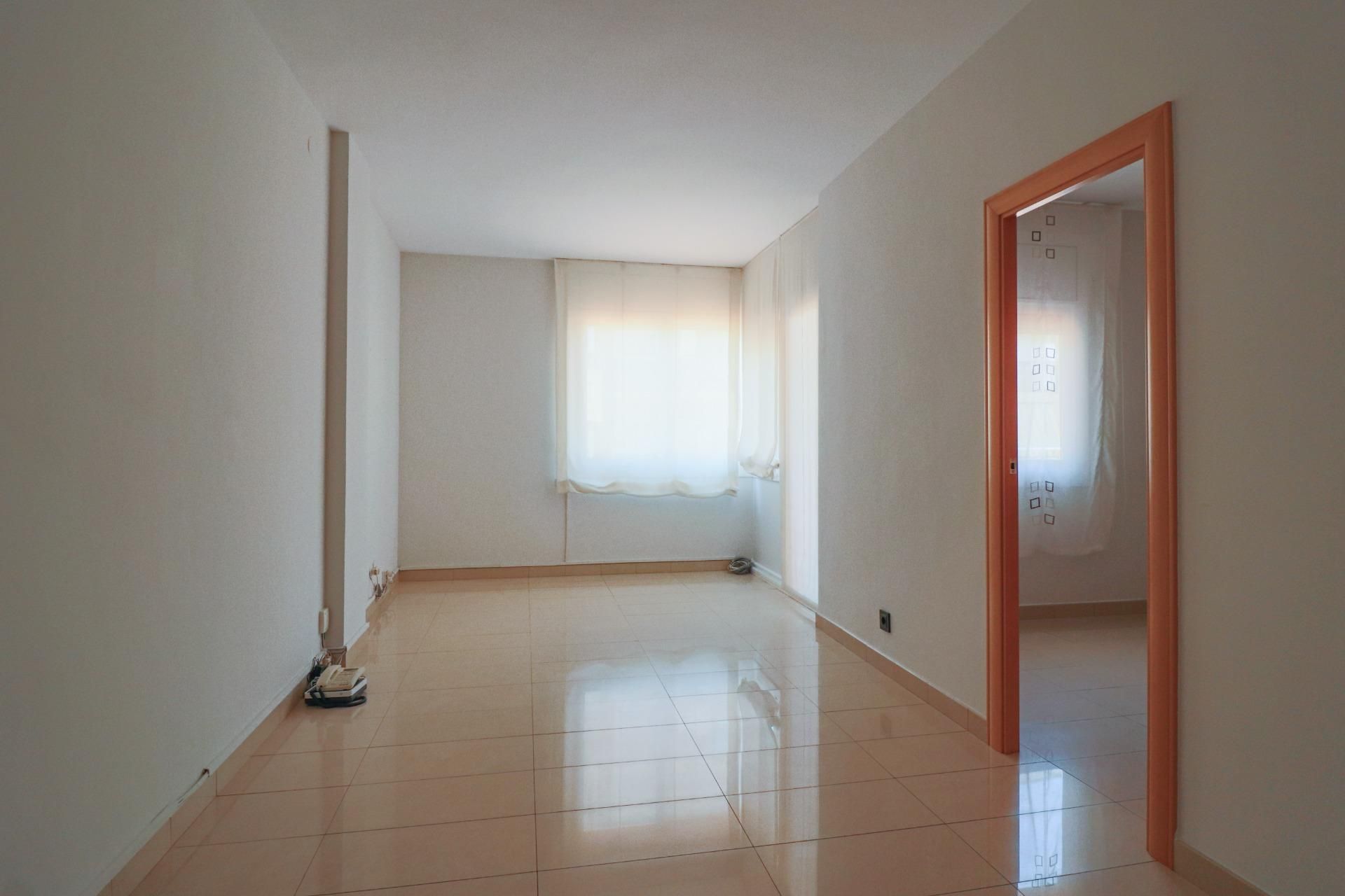 Flat for sale in L'Hospitalet de Llobregat  with Terrace and Balcony