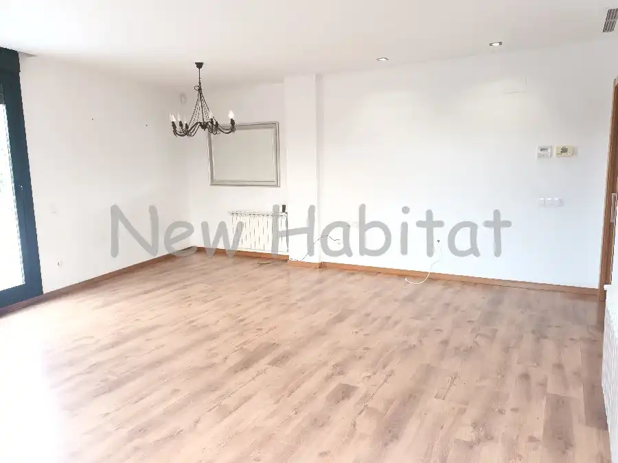 Sala de estar de Casa adosada en venta en Castellón de la Plana / Castelló de la Plana con Aire acondicionado, Jardín privado y Terraza