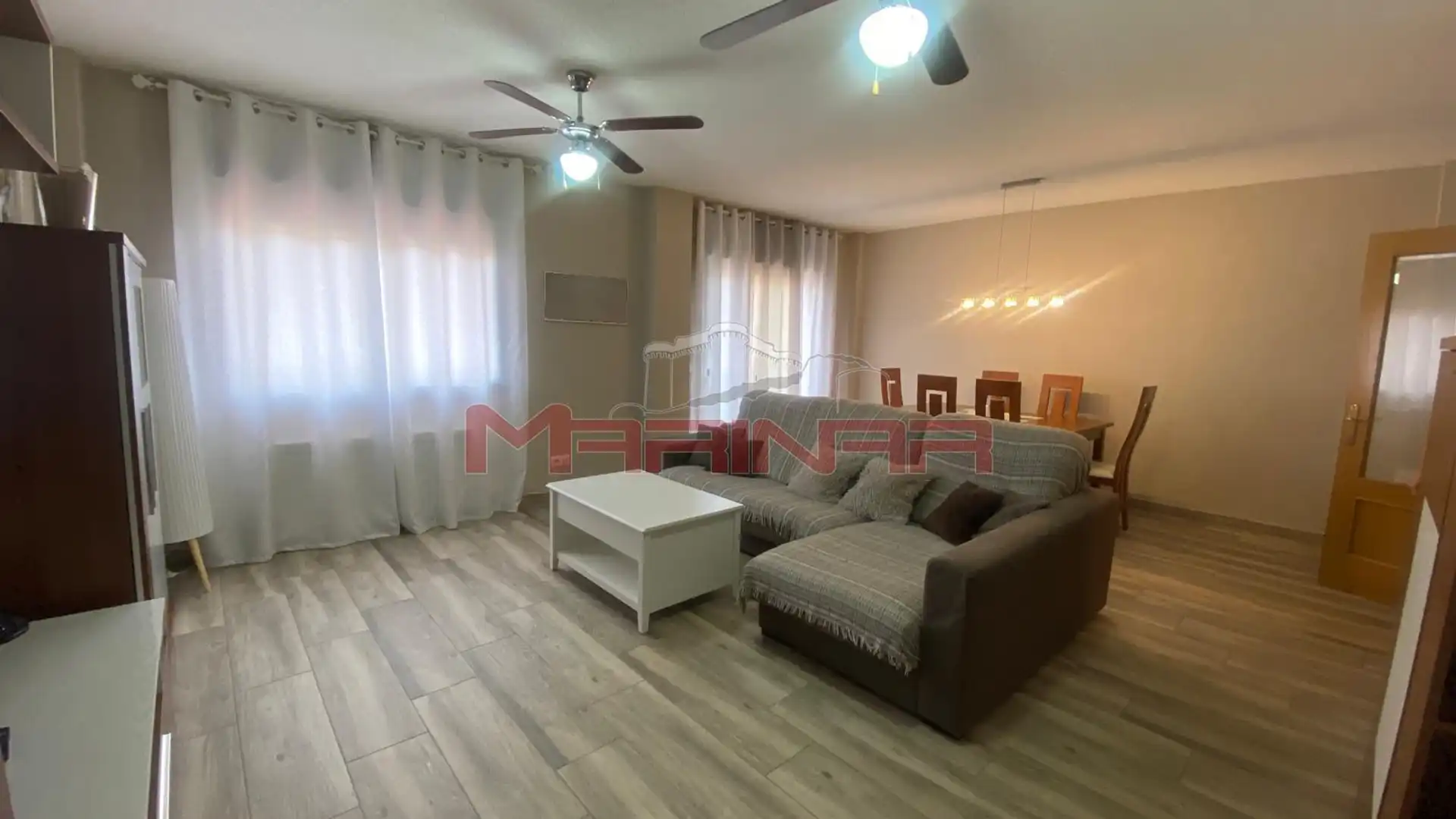 Sala de estar de Casa adosada en venta en Seseña con Calefacción, Jardín privado y Terraza