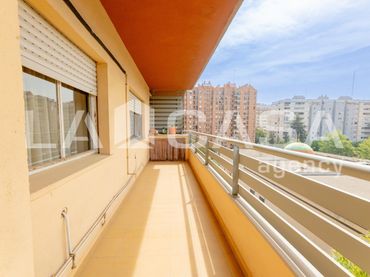 Wohnung mit Balkon zum Verkauf in Algirós