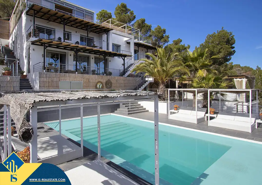 Villa con piscina in vendita a Sant Josep