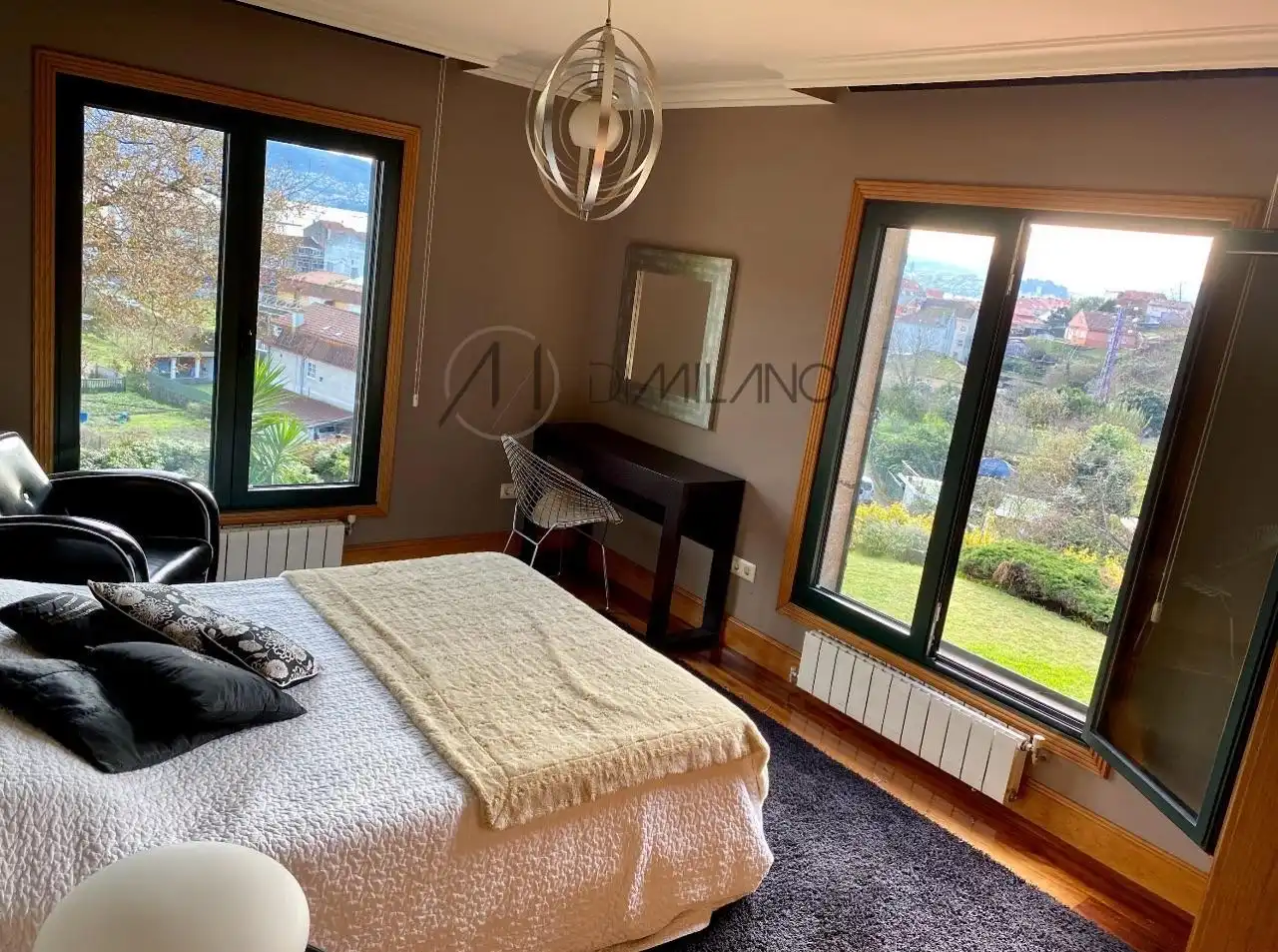 Dormitori de Casa o xalet en venda en Moaña amb Calefacció, Jardí privat i Terrassa