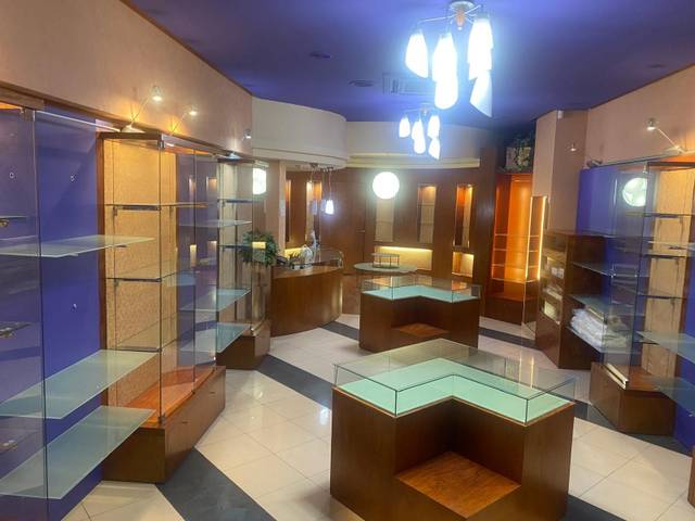 Local comercial en Alquiler en Acea de Olga - Augas Férreas