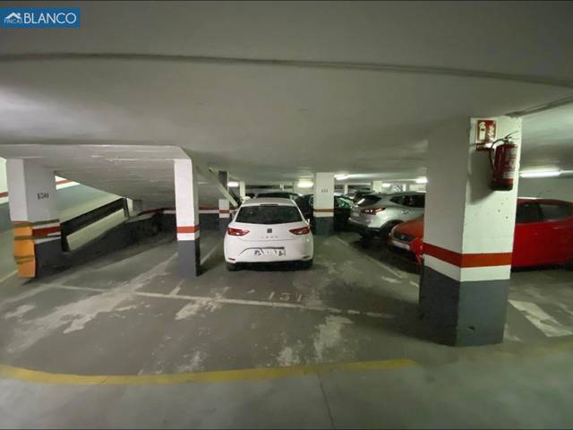 Garaje en Venta en La Torrassa