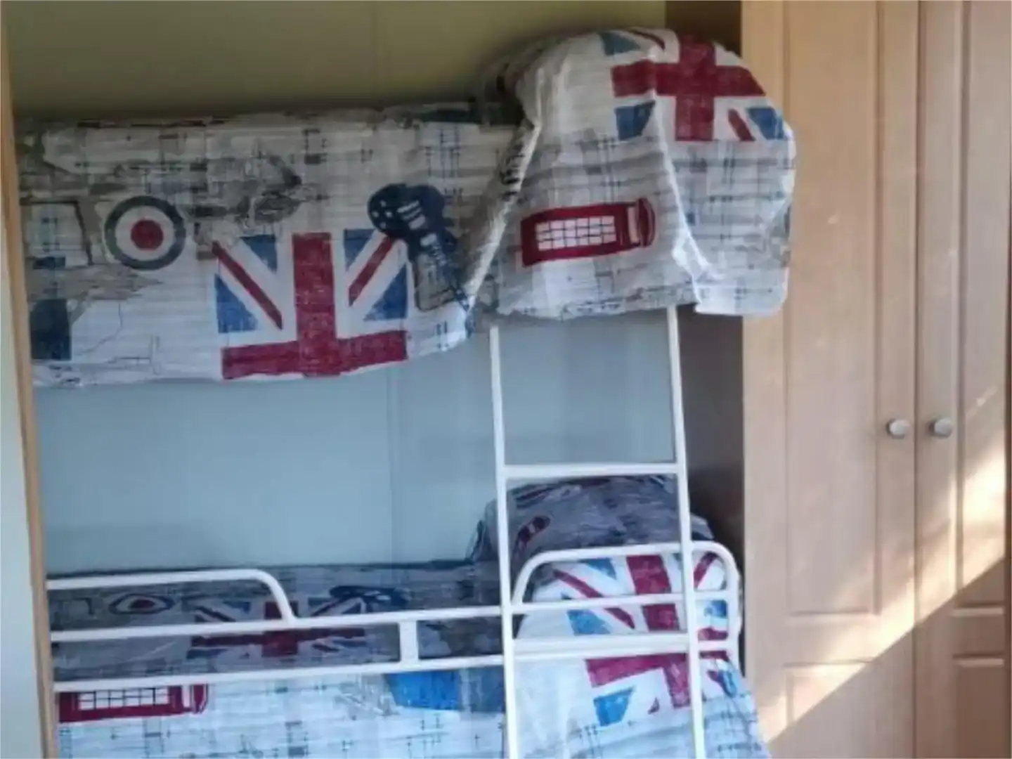 Habitación de Apartamento en venta en Barbate con Aire acondicionado y Amueblado