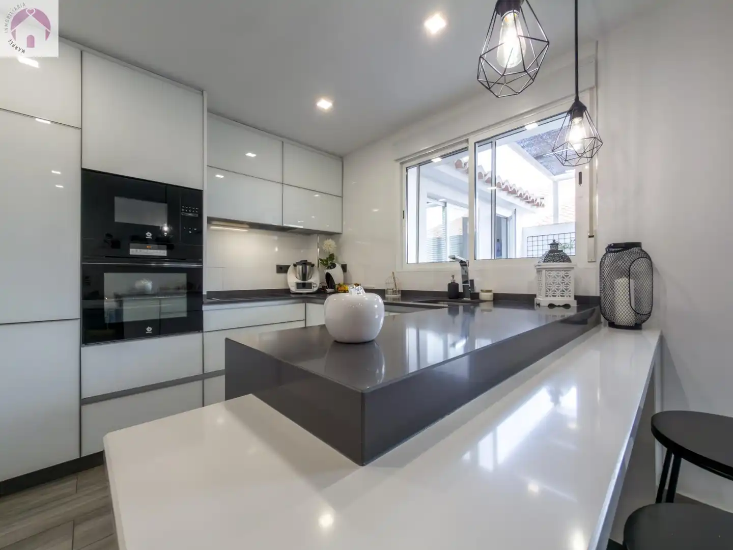 Kitchen of Detached homes for sale in Cenes de la Vega  with Air Conditioner, Heating and Terrace