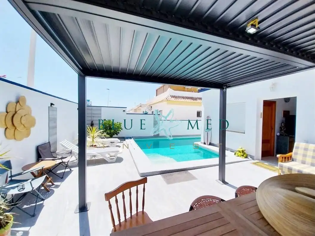 Piscina de Casa o xalet en venda en Mazarrón amb Aire condicionat, Terrassa i Piscina