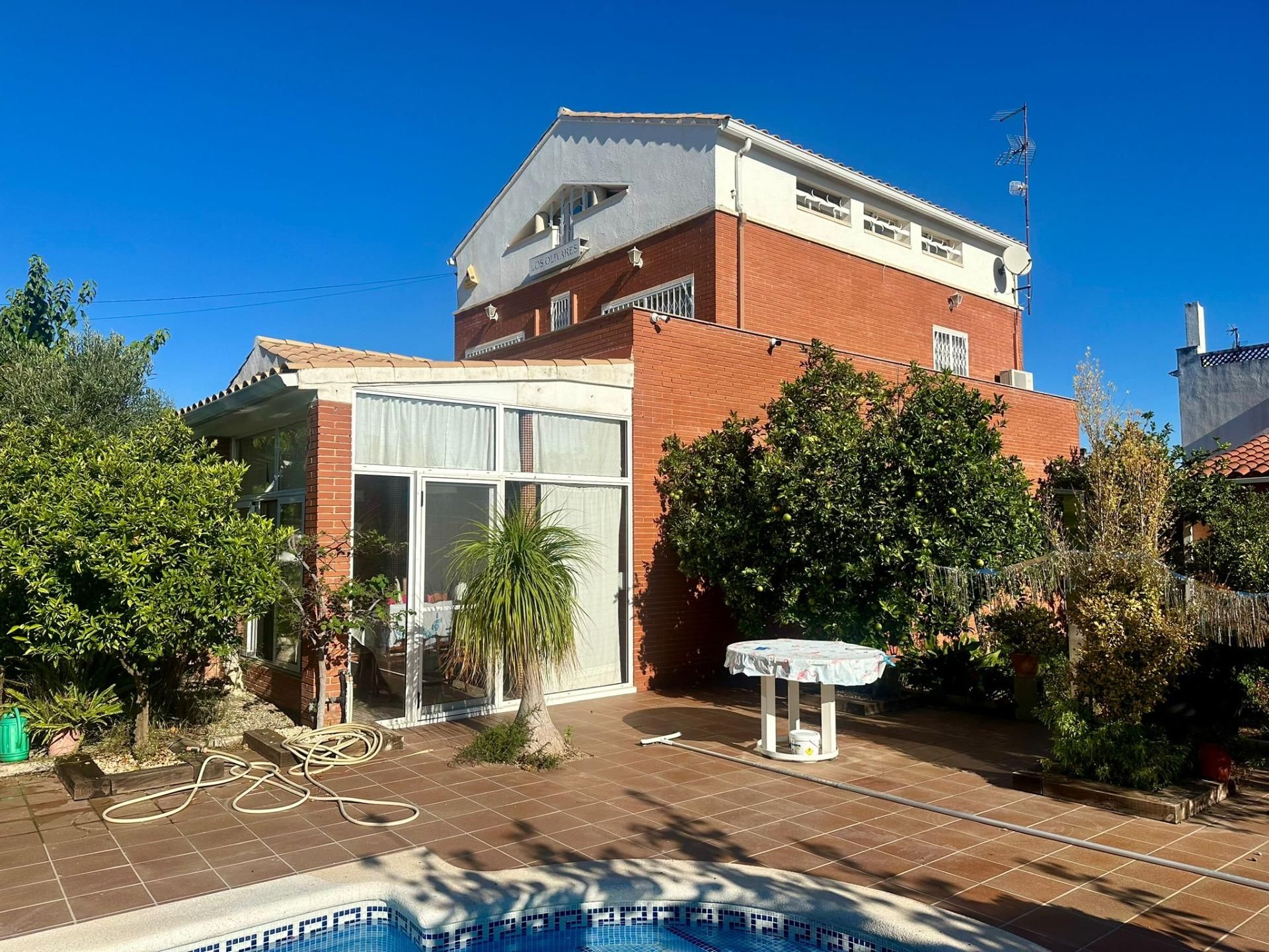 Casa o xalet en venda a Els Masos - Els Garrofers