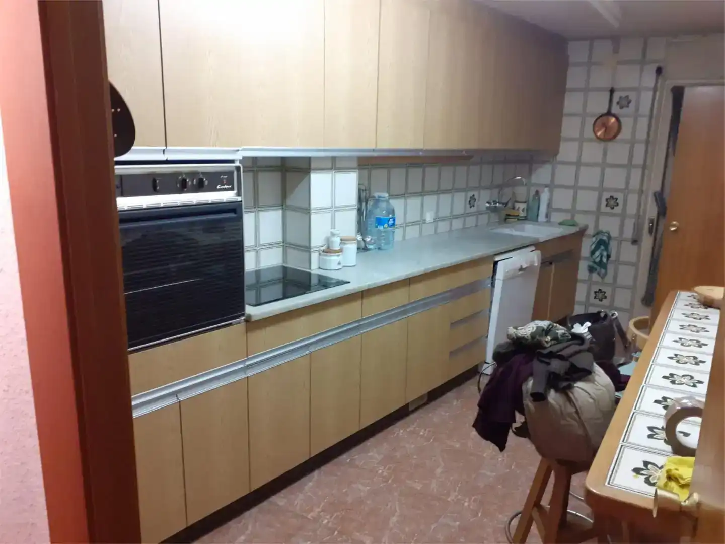 Kitchen of Flat for sale in Torelló  with Balcony