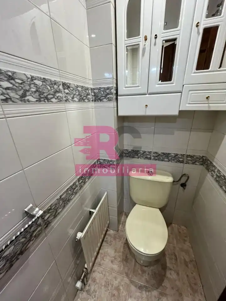 Baño de Piso en venta en Salamanca con Calefacción y Parquet