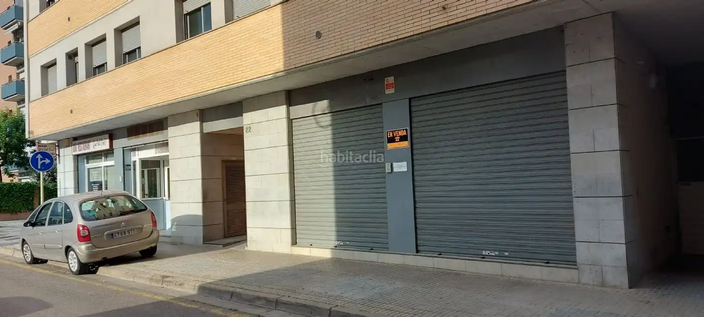 Local comercial en alquiler en Carrer del President Francesc Macià 61