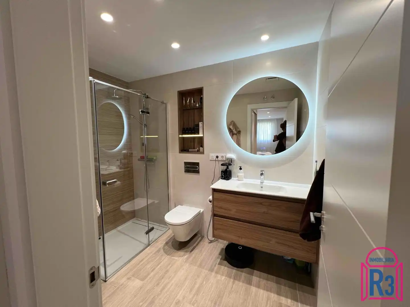 Bathroom of Flat for sale in León Capital   with Heating, Terrace and Storage room