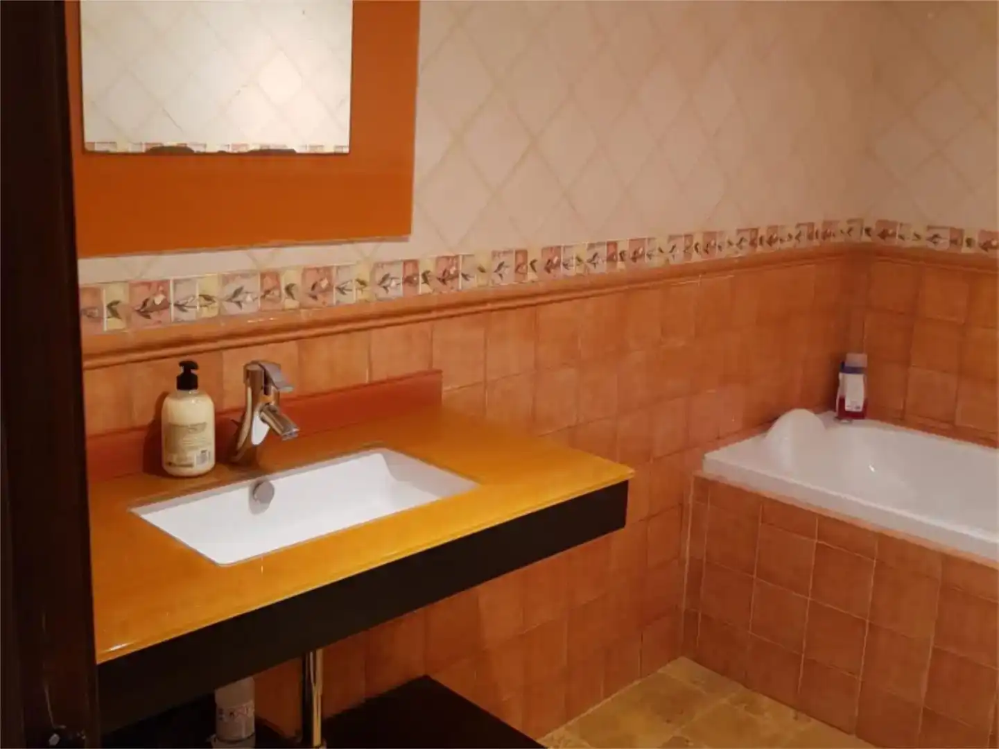 Bany de Pis de lloguer en Padul amb Aire condicionat, Parquet i Traster