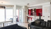 Living room of Flat for sale in Girona Capital  with Air Conditioner and Terrace